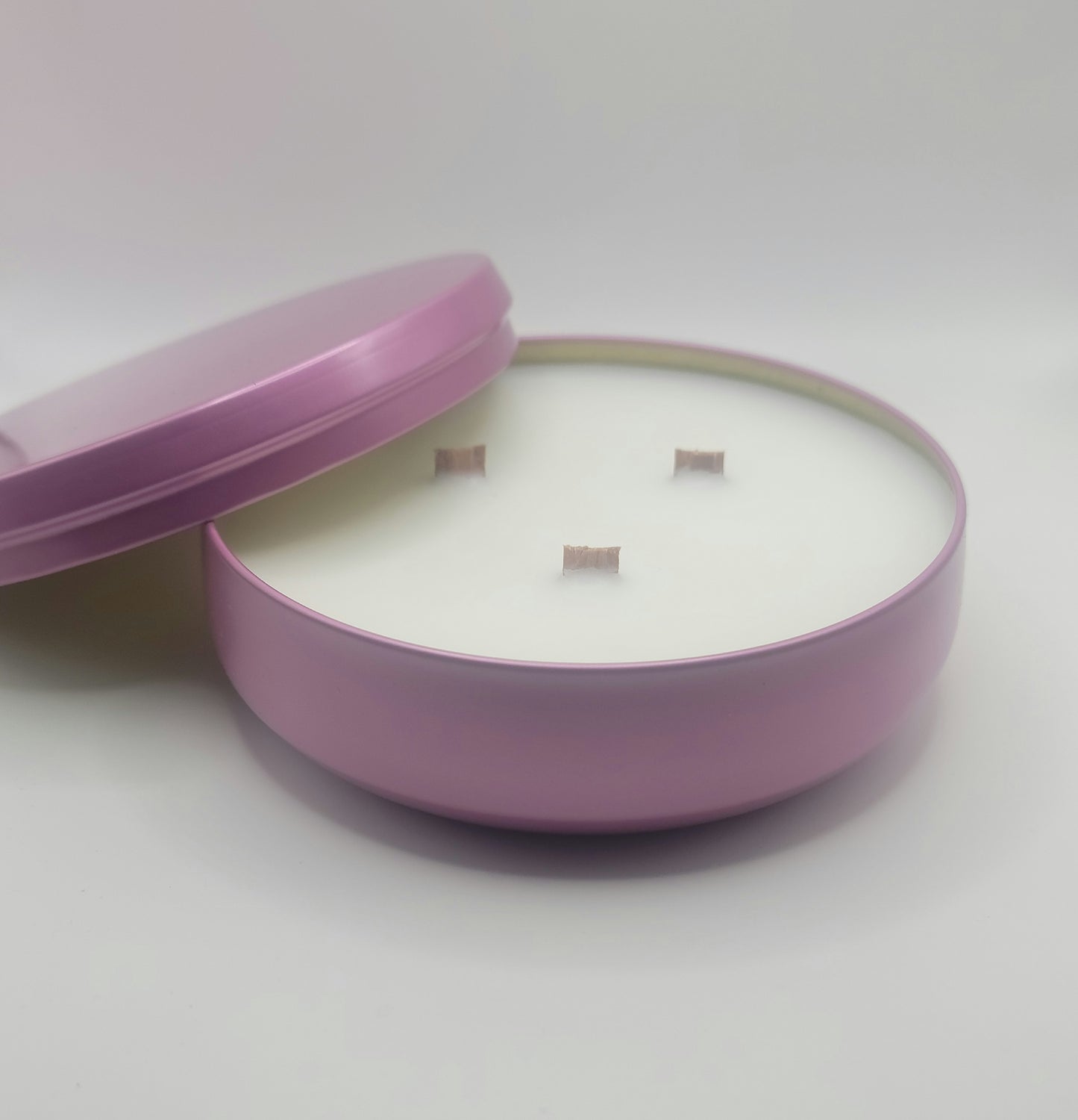 Elegant 16 oz Pink Tin Candles