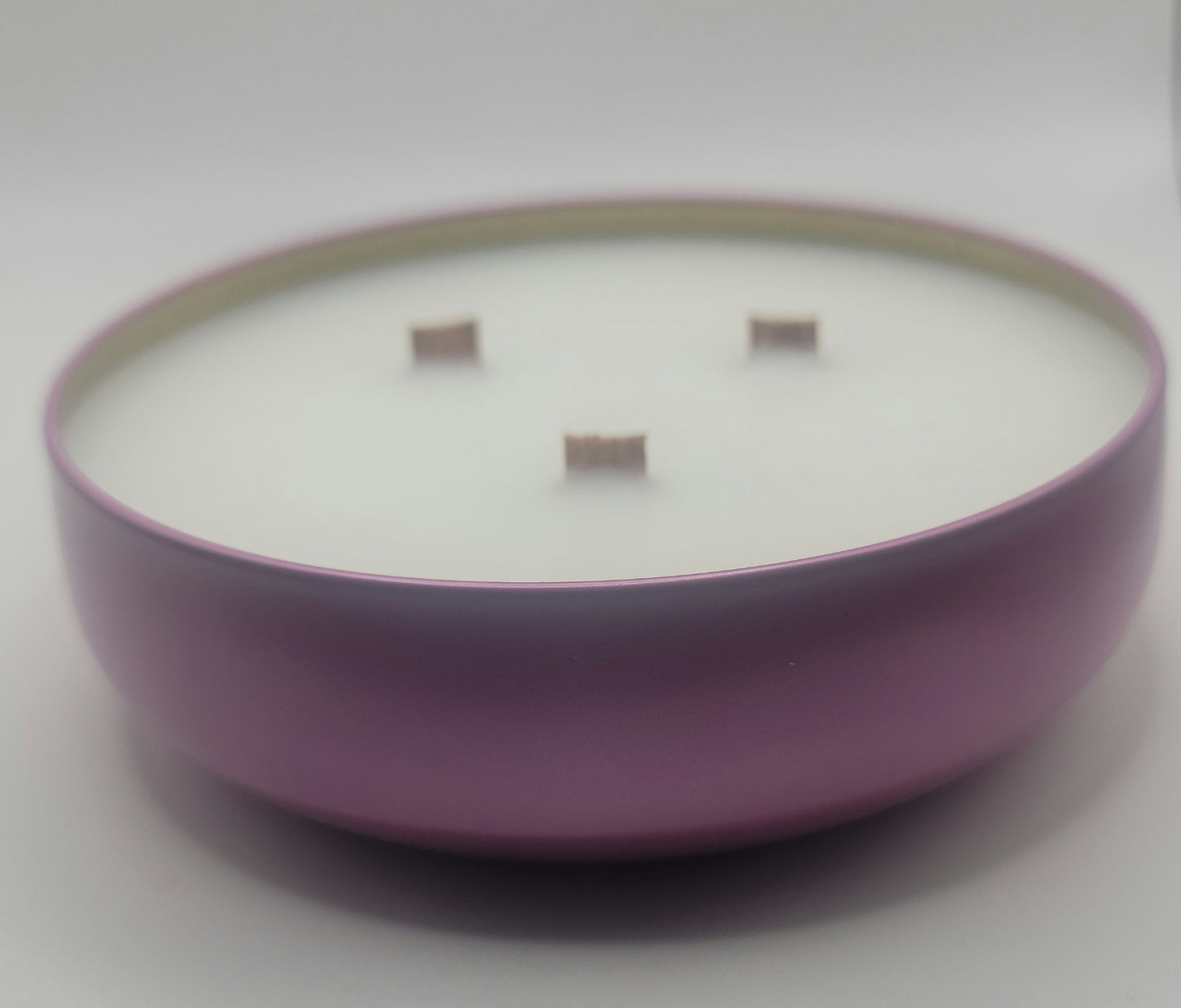 Elegant 16 oz Pink Tin Candles